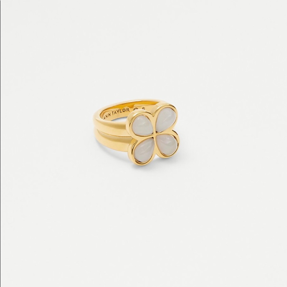 Ann Taylor clover ring